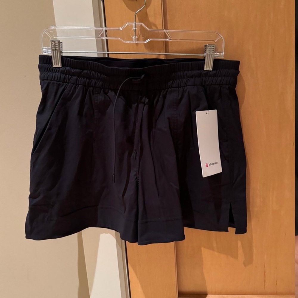 Lululemon Lightweight HR Short 3.5"
